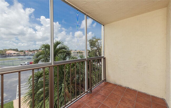 Building Photo - 701 Three Islands Boulevard