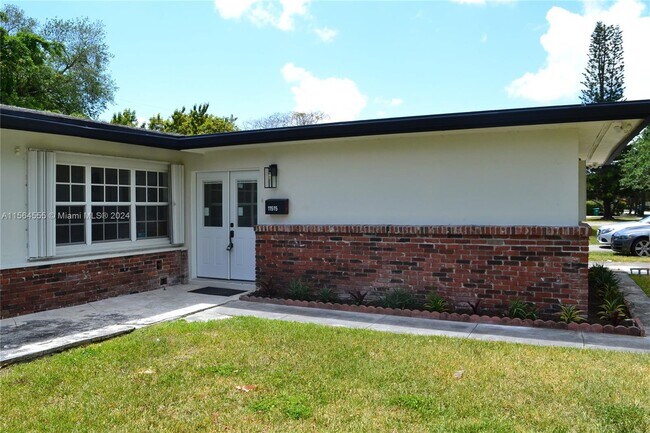 Building Photo - 11515 SW 81st Rd