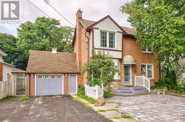 Building Photo - 5571 Prince Edward Ave