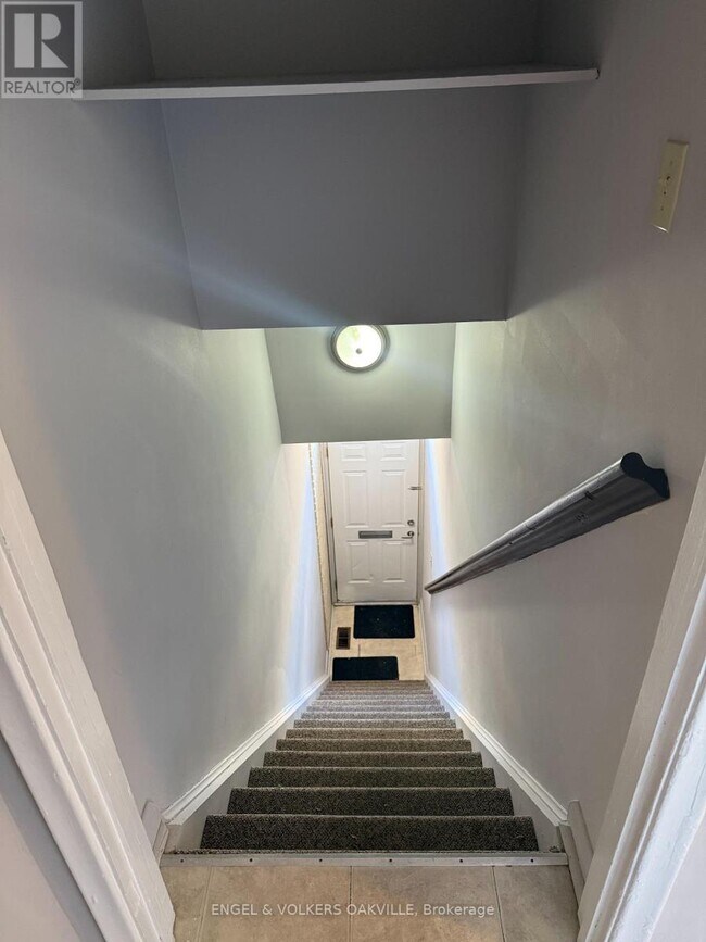 Photo du bâtiment - 150 Kerr St