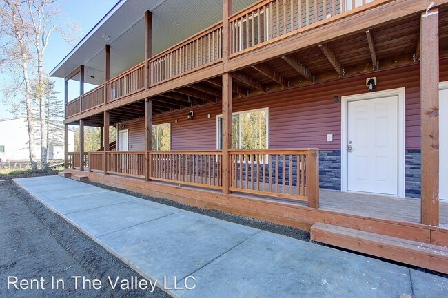 Building Photo - 1355 N Winding Brook Loop