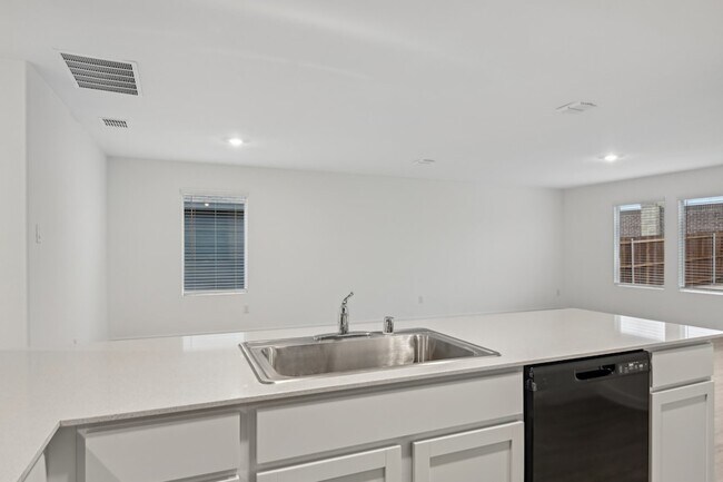 Foto del edificio - 1624 Baugh St