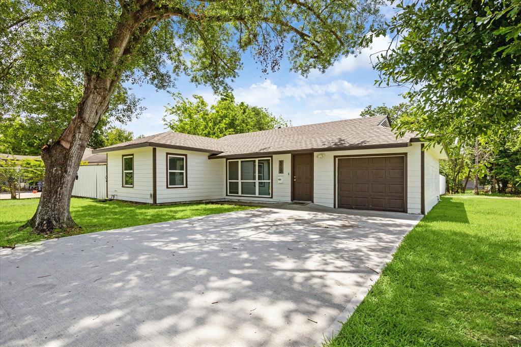 Foto principal - 5902 Southington St