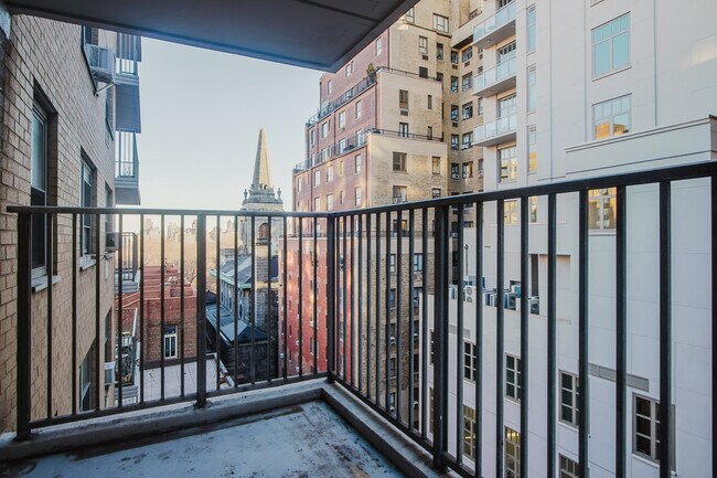 Foto del edificio - 50 W 97th St