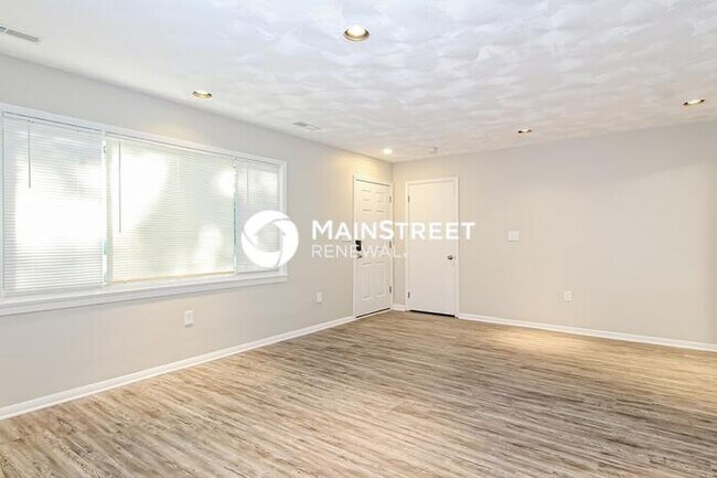 Foto del edificio - 3 Bedroom Pet-Friendly Home in SOLON, OH w...