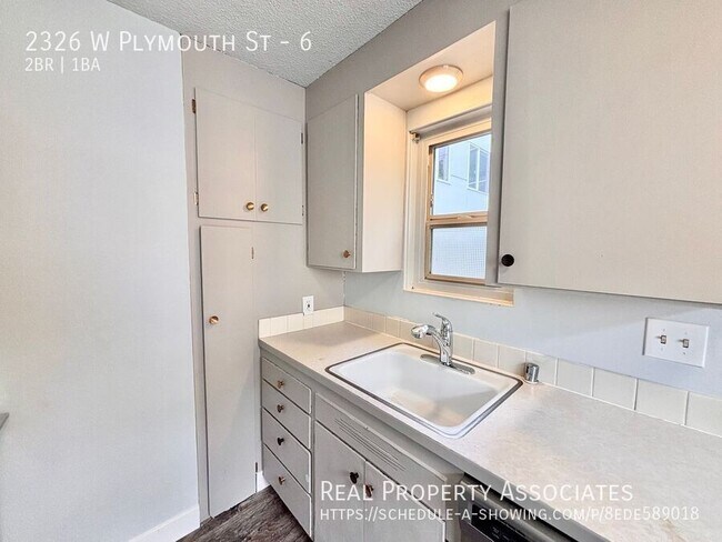 Foto del edificio - 2326 W Plymouth St