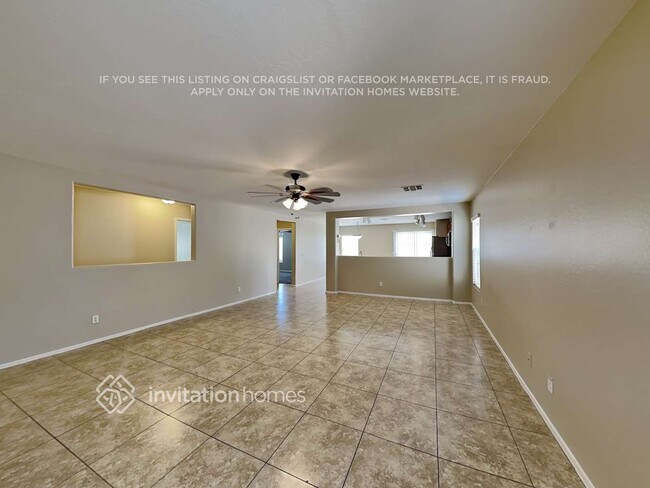 Building Photo - 11581 W Palo Verde Ave