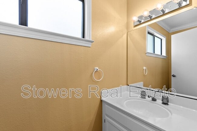 Foto del edificio - 1825 N Forest Hill Pl