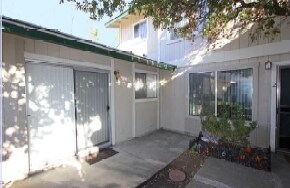 Building Photo - 1290 Kenwal Rd