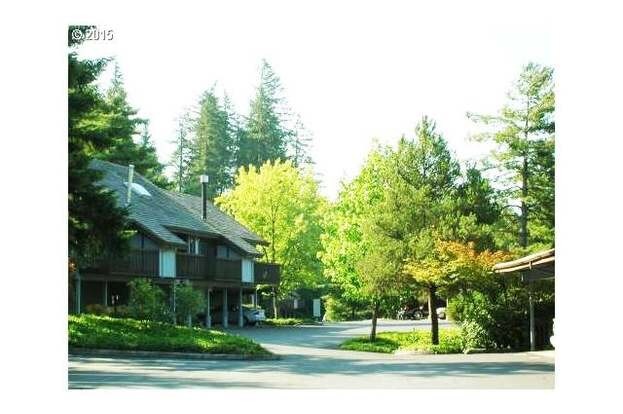 Building Photo - 7548 SW Barnes Rd