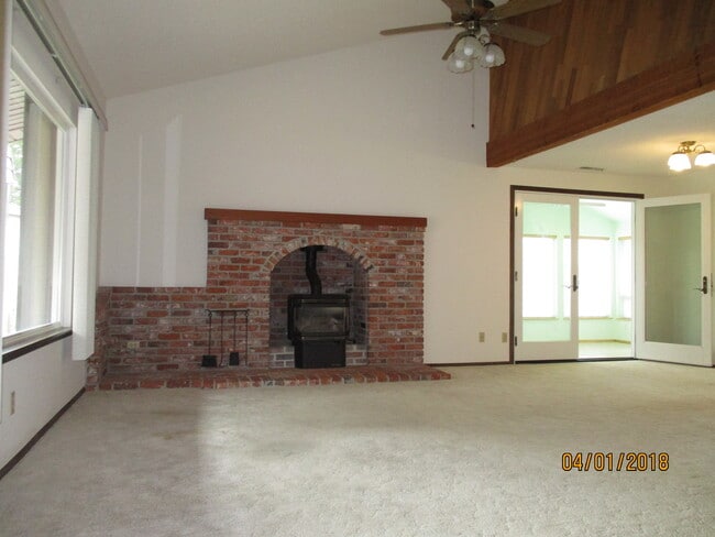 Foto del edificio - 2539 S Underwood St