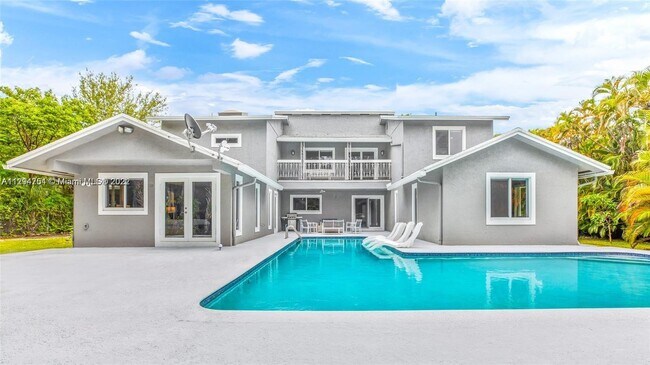 1781 SW 30th Pl photo'