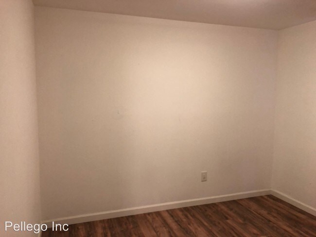 Foto del edificio - 2076 E 56th St