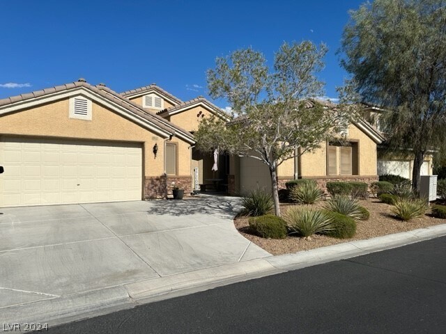 Building Photo - 9020 N Boca Del Rio St