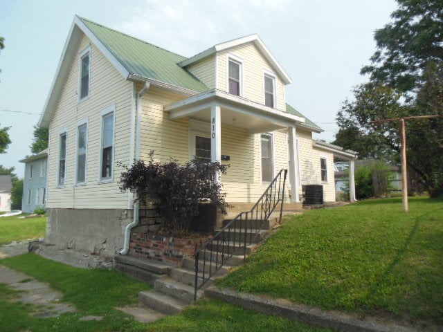 Primary Photo - 810 Spring St