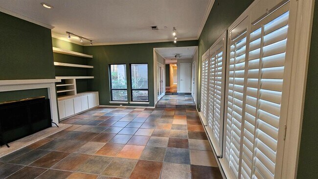 Foto del edificio - 4902 Westview Dr