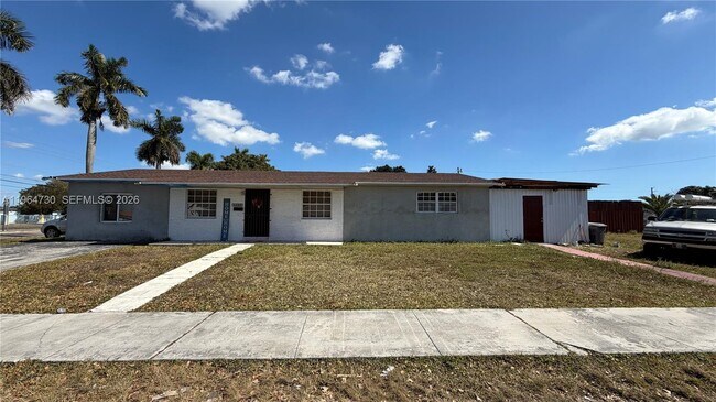 Foto del edificio - 16005 SW 107th Ct