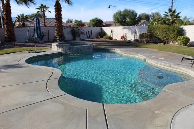 Foto del edificio - 40433 Corte San Carlos