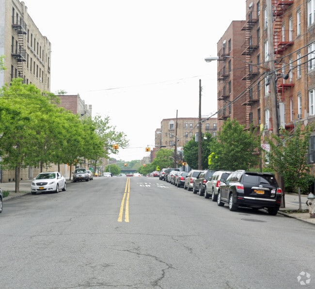 776 Mace Ave Bronx, NY 10467 Rentals Bronx, NY