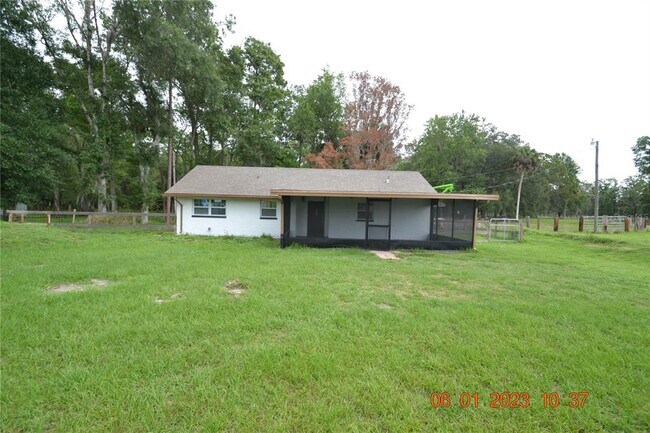 Foto del edificio - 25830 Apple Blossom Ln