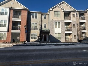 Building Photo - 50 Roosevelt Ave