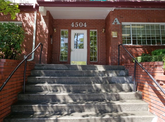 Building Photo - 4504 16th Ave NE