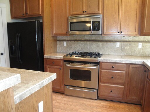 Building Photo - 14292 Russ Wilcox Way