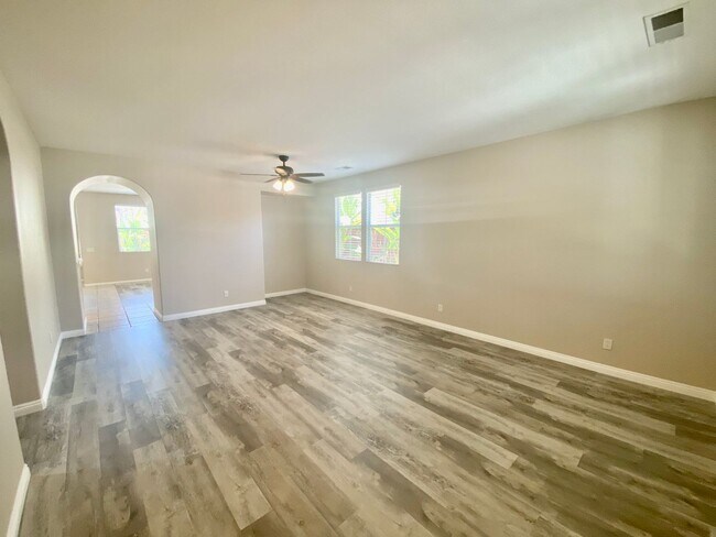 Foto del edificio - Stunning 4 bedroom home in Oceanside!!