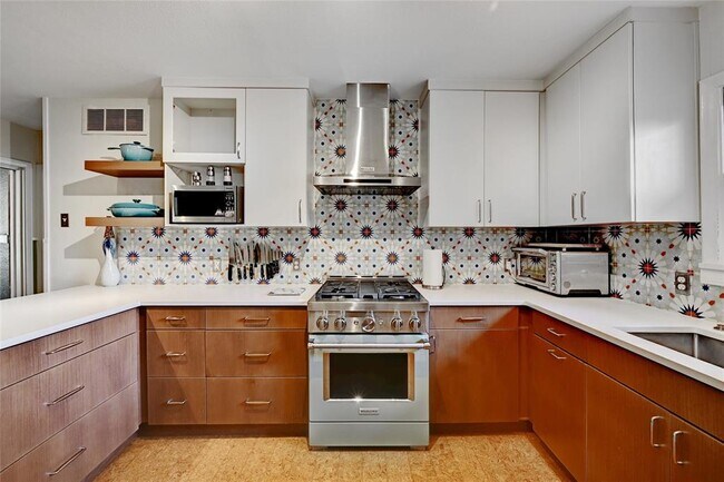 Building Photo - 1207 Larkwood Dr