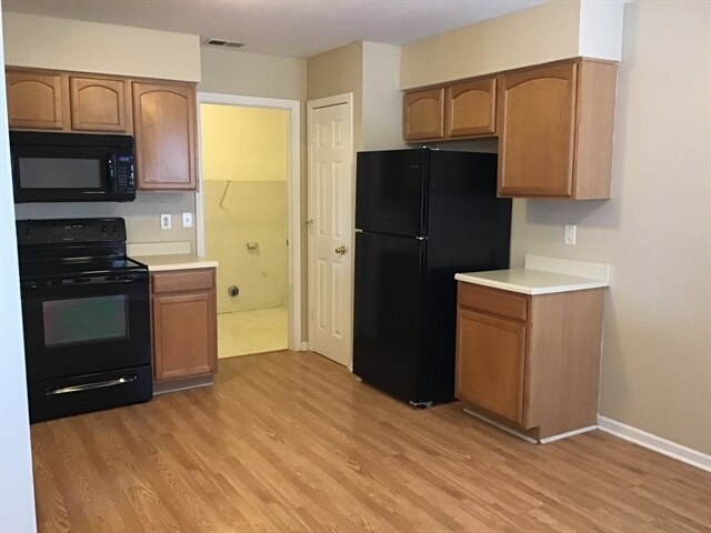 Foto del edificio - 10136 Honeywell Ln