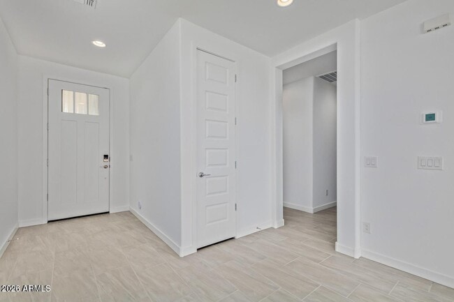 Foto del edificio - 2168 W Burnside Trail