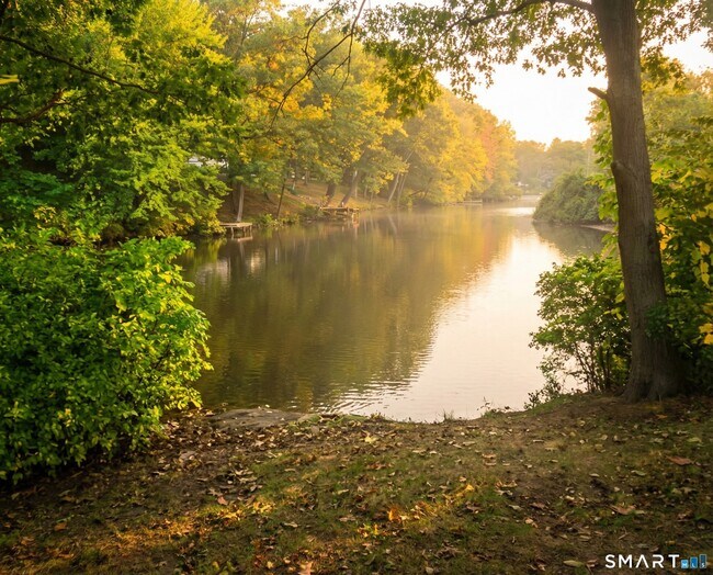 Foto del edificio - 27 Kings Hwy N