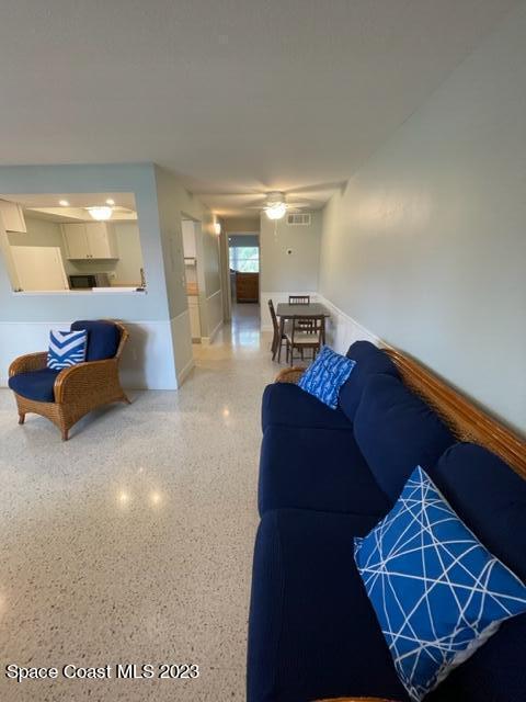 Foto del edificio - 8522 N Atlantic Ave