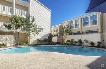 Swimming Pool - Fox Run