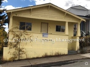 Building Photo - 830 Caledonia St