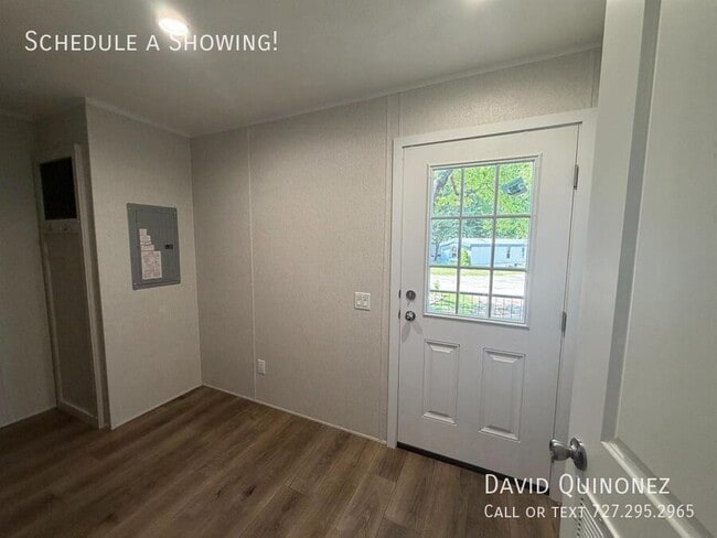 Building Photo - 107 Dayflower Cir