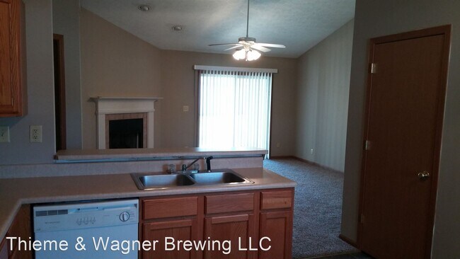 Foto del edificio - 2 br, 2 bath House - 3419 Edison