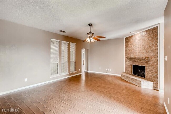 Building Photo - 3 br, 2.5 bath House - 1103 Morning Star UNIT