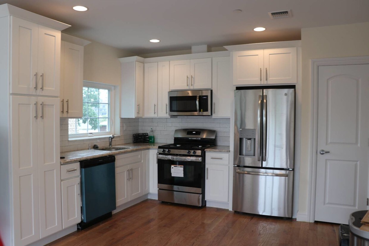 Foto principal - 405 Davis Ave
