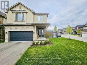 Building Photo - 35 Cutts Cres