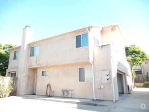 Building Photo - 12067 Lemon Crest Dr