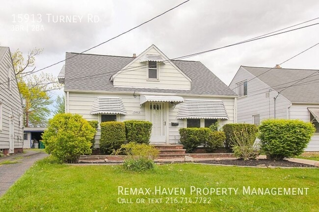 Building Photo - 15913 Turney Rd, Maple Hts - Gorgeous 3 be...