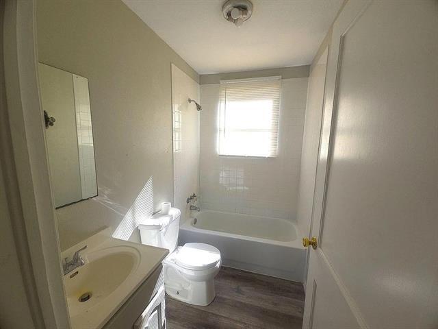 Foto del edificio - 405 24th St SE