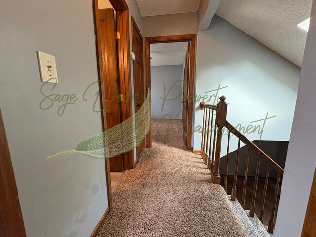 Foto del edificio - READY TO CALL HOME!!!