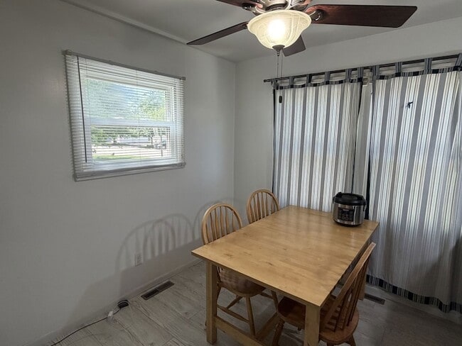 Building Photo - 1538 Hunt Dr