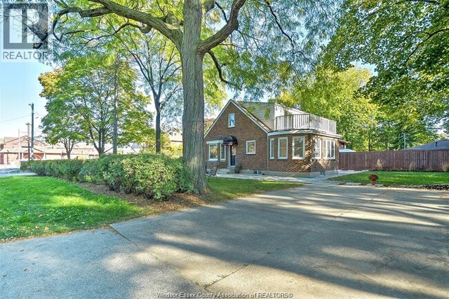 Building Photo - 909 Monmouth Rd