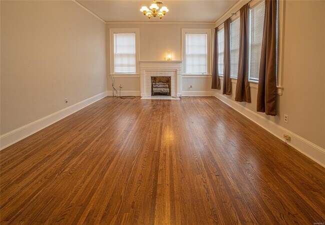 Foto del edificio - 523 Morningview Dr