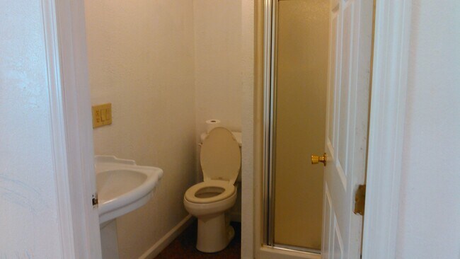 Foto del edificio - 502 Apple St