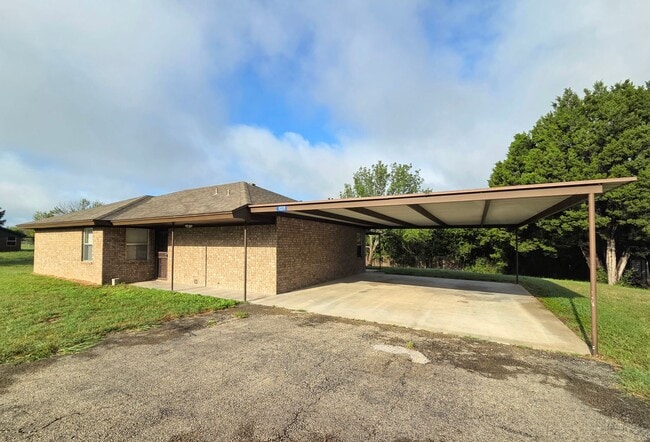 Foto del edificio - AVAILABLE NOW!