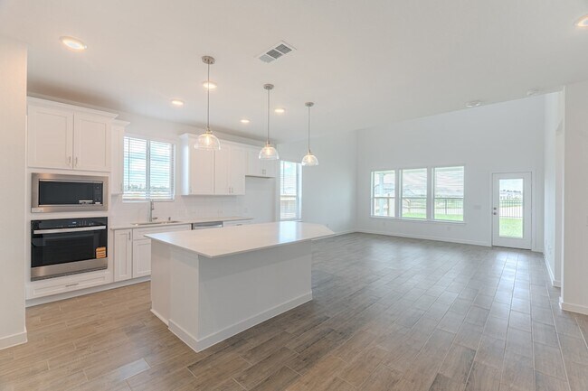 Building Photo - 14606 Daffodil Plains Ln